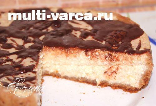 банановий чізкейк поріжемо на шматочки
